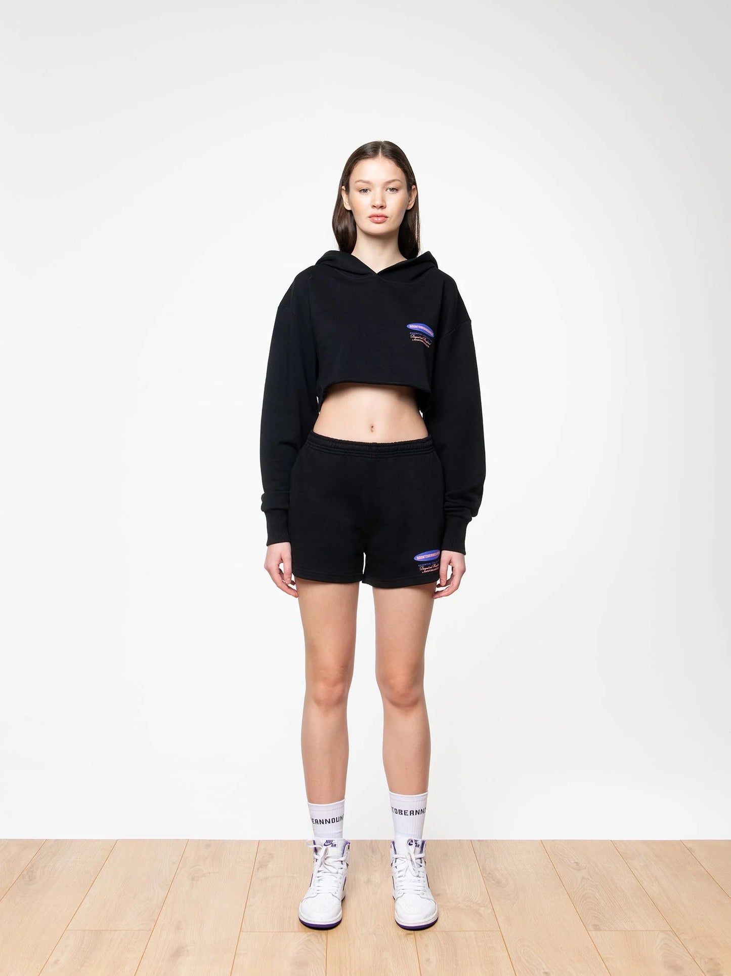 SOON TO BE ANNOUNCED Essentials Logo Shorts Peat Black