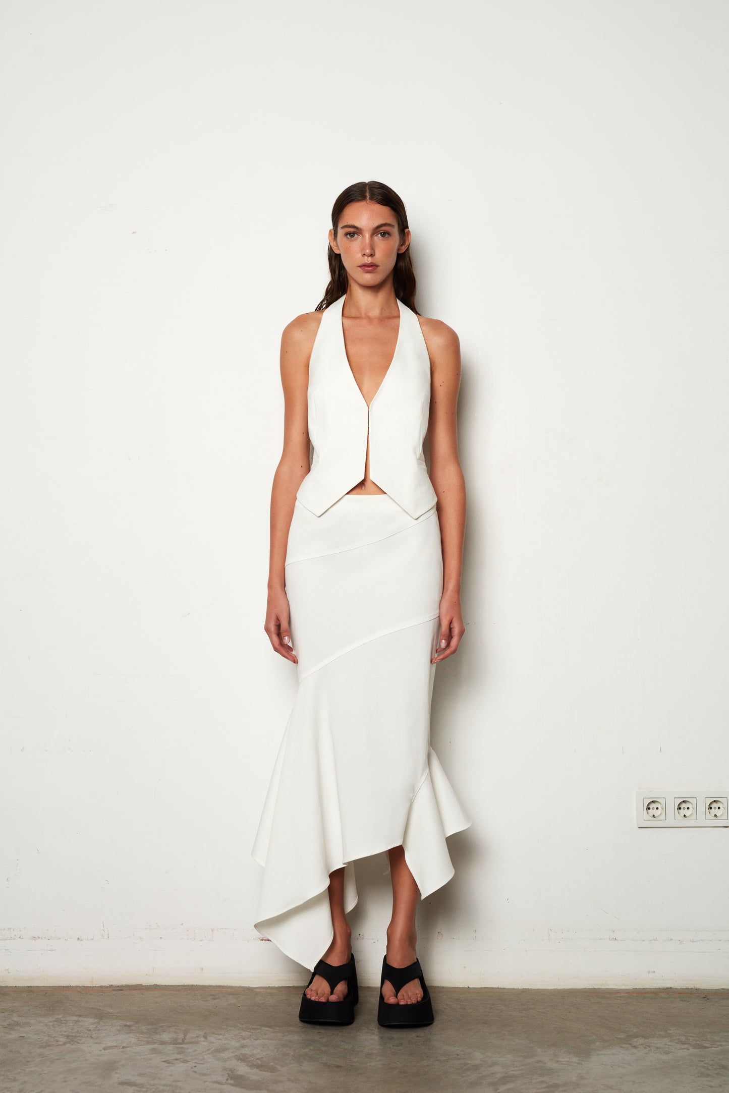 ILA LIN Midi Skirt With Asymmetrical Hem