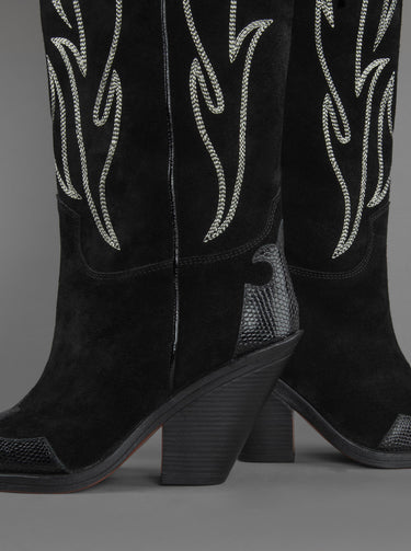 LOIE Tornado Black Boots