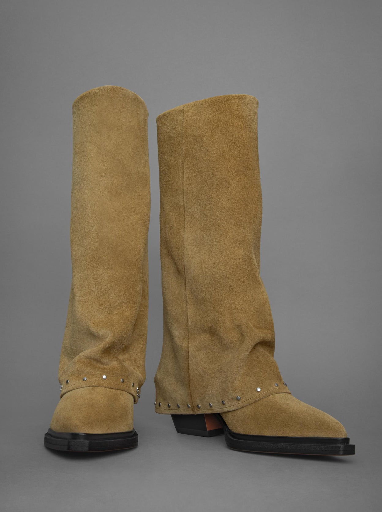 LOIE Joy Camel Suede Boots