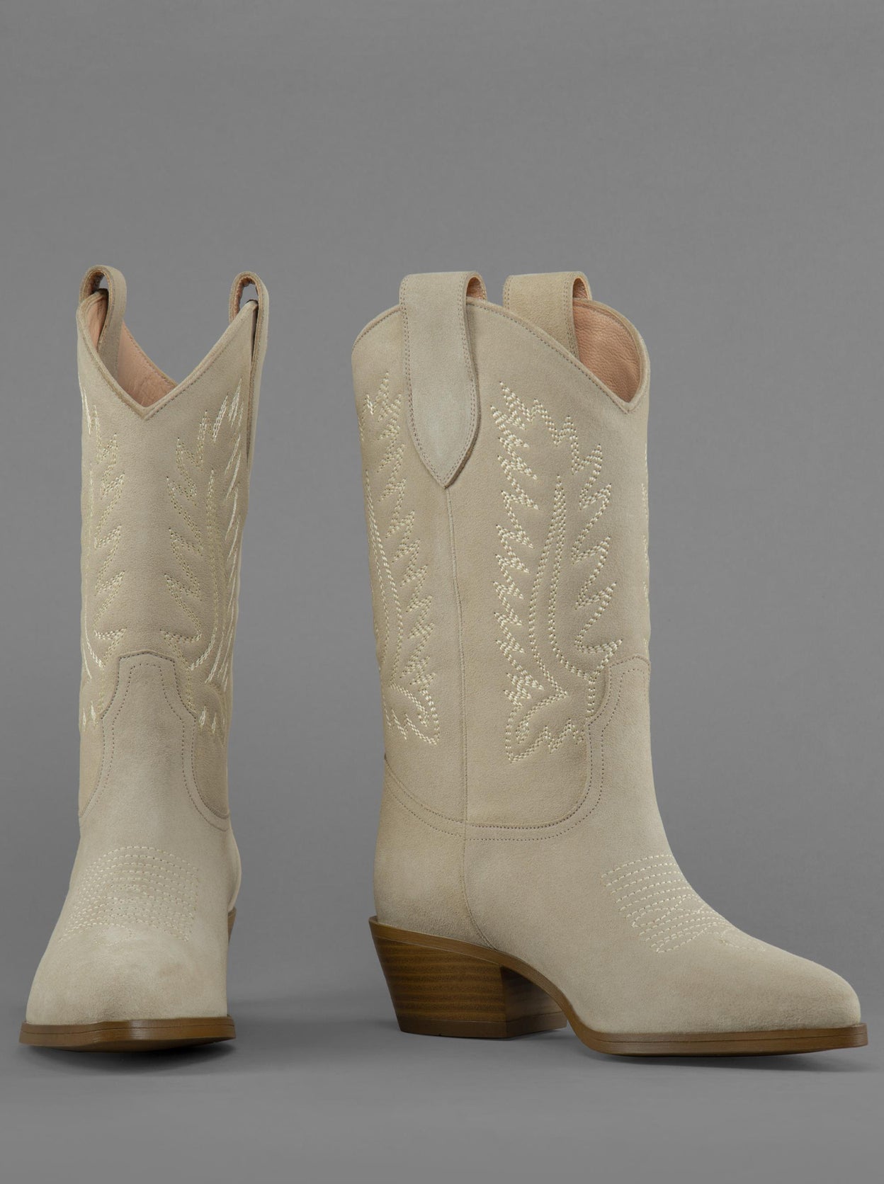 LOIE Lauro Beige Suede Boots