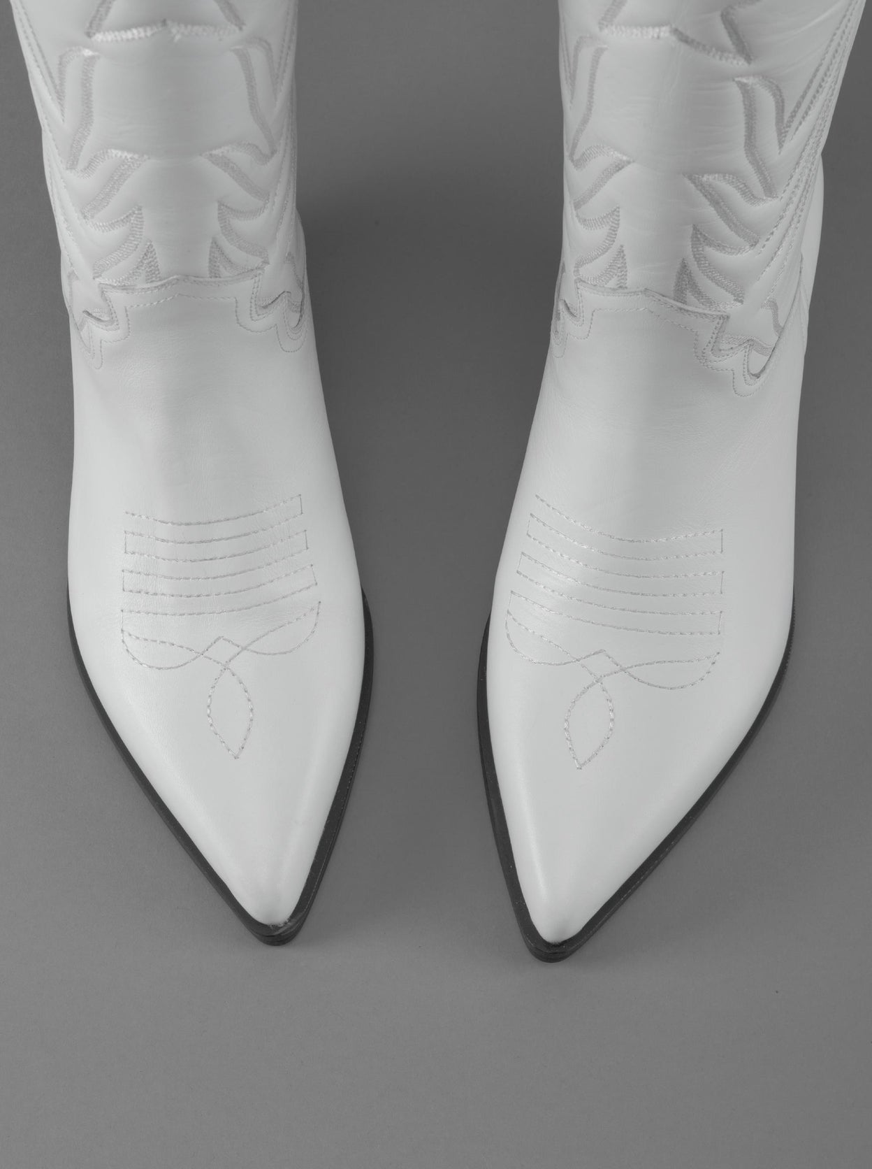 LOIE New Western White Leather Boots