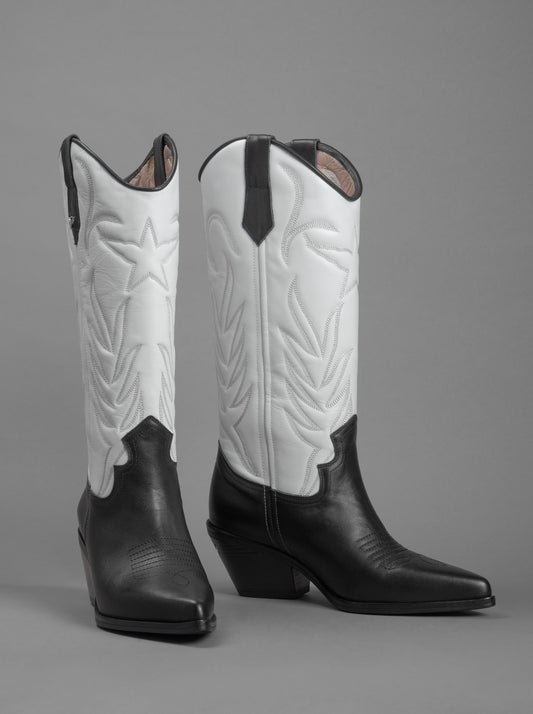 LOIE New Western Black White Boots