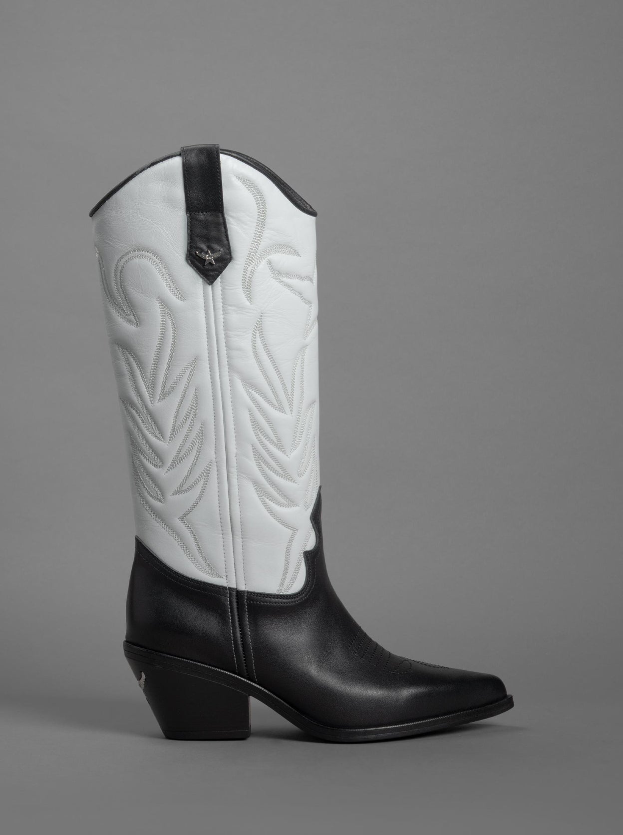 LOIE New Western Black White Boots