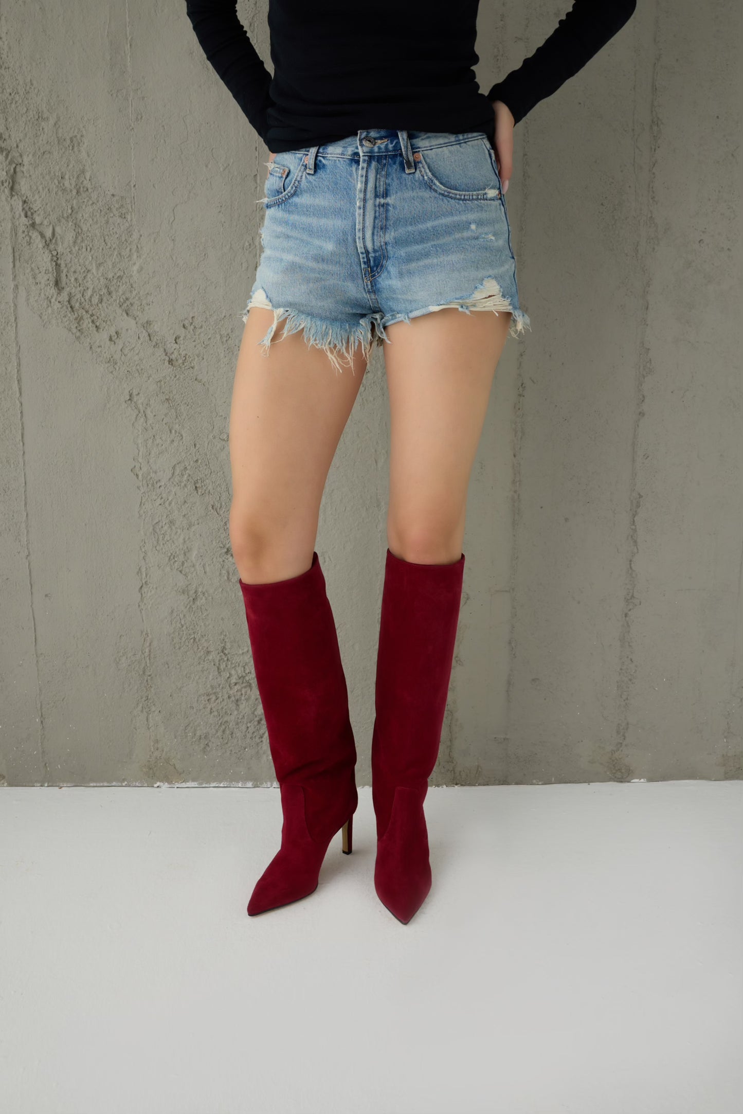 LOIE Visca Claret Red Suede Boots