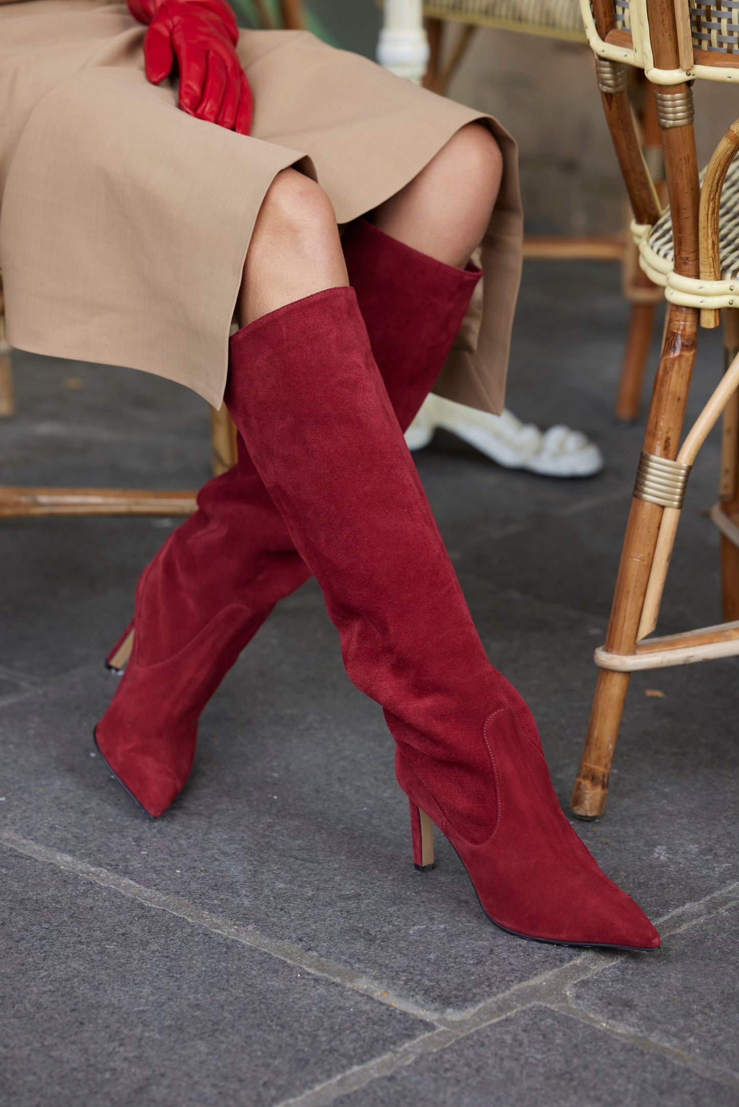 LOIE Visca Claret Red Suede Boots